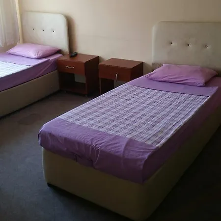 Assos Hostel *